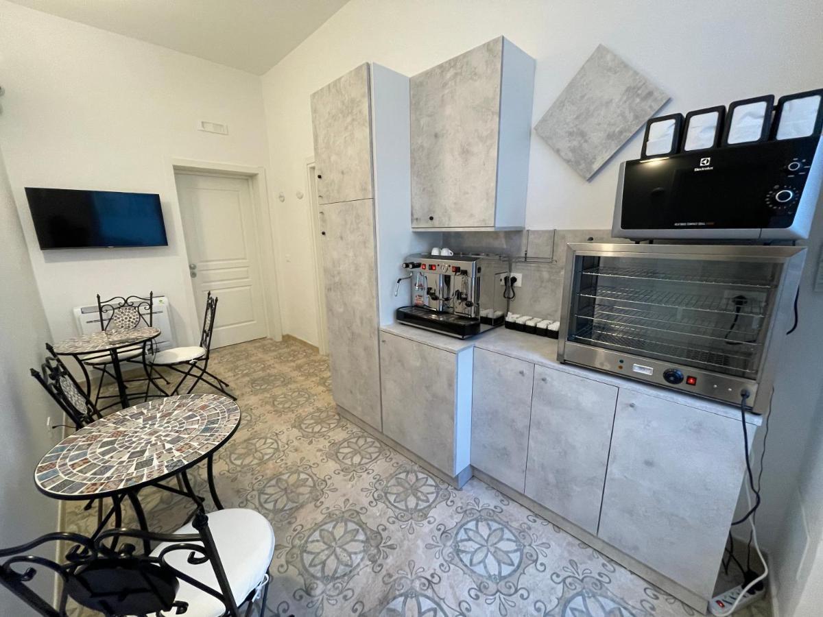 Donna Grazia Relais Hotel Галиполи Екстериор снимка